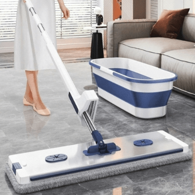 femme lave sol salon balai serpillère professionnel