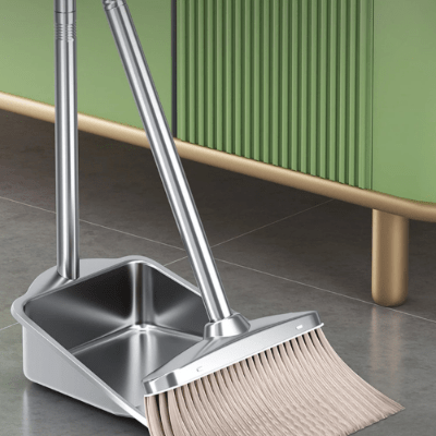 nettoyer sol carreaux Pelle et balayette Ă long manche en acier
