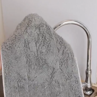 Serpillière microfibre se nettoie rapidement