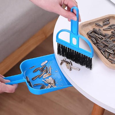 avec pelle et balayette nattoyer rapide miette