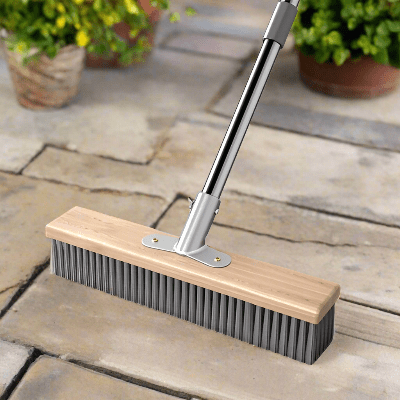 balai brosse métallique sol carreaux terrasse