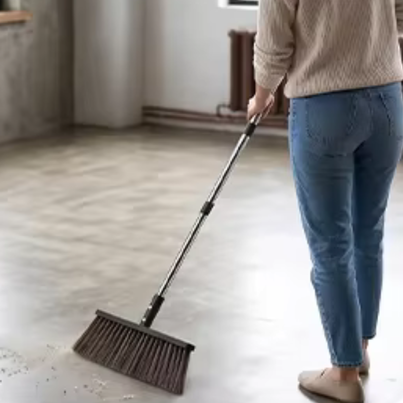 Balai pelle long manche Ajustable Ergonomique nettoie sol sans effort