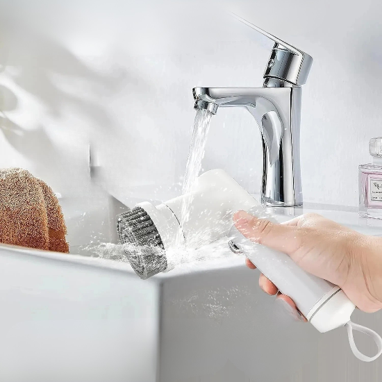 brosse électrique menage 6 têtes waterproof IPX6 se lave facilement