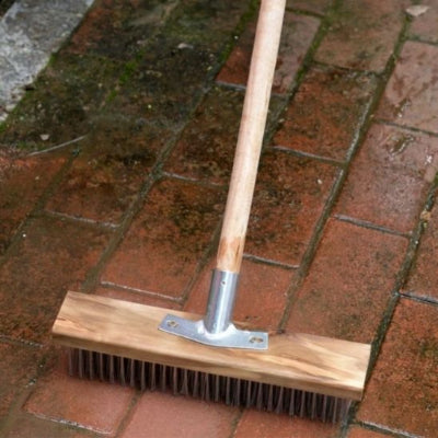 brosse-pour-balai-tête-en-bois