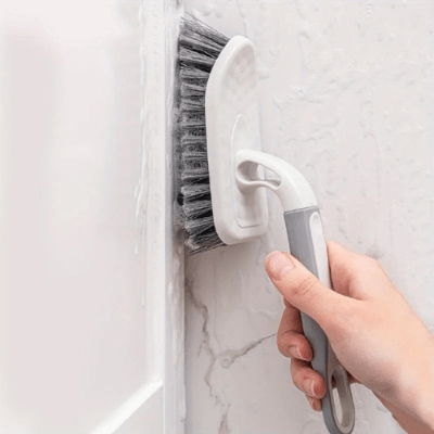 Brosse pour nettoyer les joints de carrelage manche ergonomique