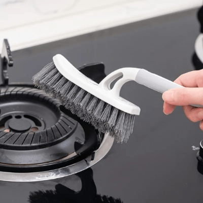 Brosse pour nettoyer les joints de carrelage sans effort