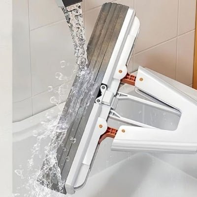 laver seulement eau clair balai eponge propre