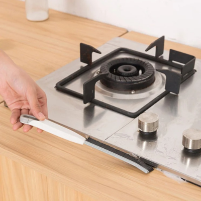 nettoyage zone difficile avec brosse à joint de carrelage Polyergonom