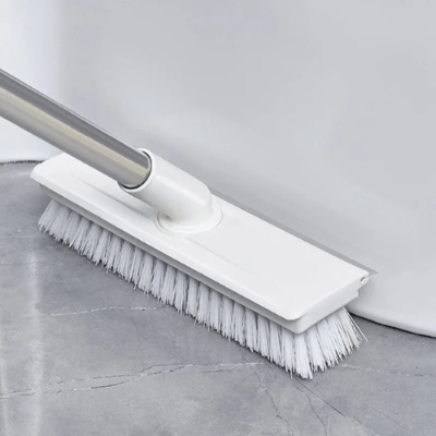 nettoyer salle de bain brosse pour carrelage