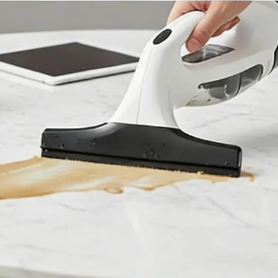 Nettoyeur vitre CleanWin saleté